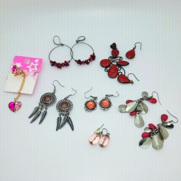 Lot of 7 Pink Red Vintage Earrings Pendant And NWT Ring Necklace Set - Picture 1 of 9